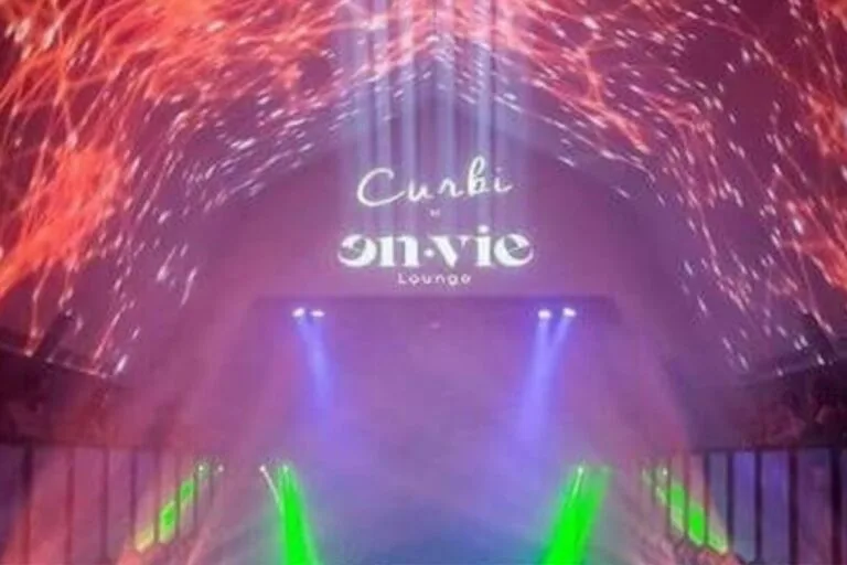 Envie Lounge - Seminyak Bali